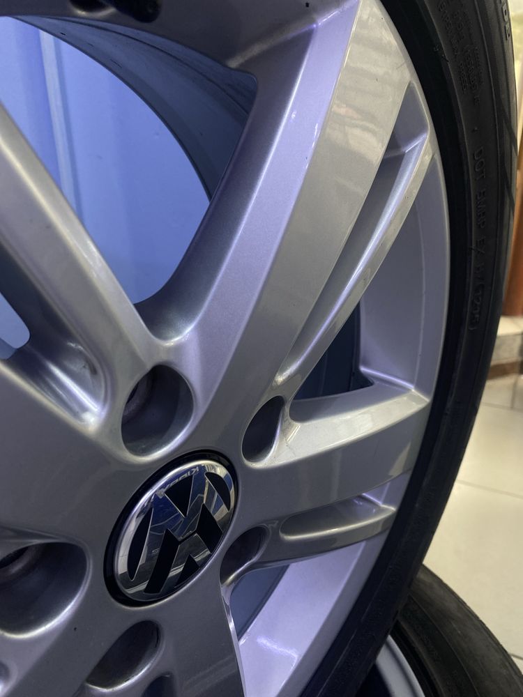 шины Wolkswagen 16 + в подарок шины BMW