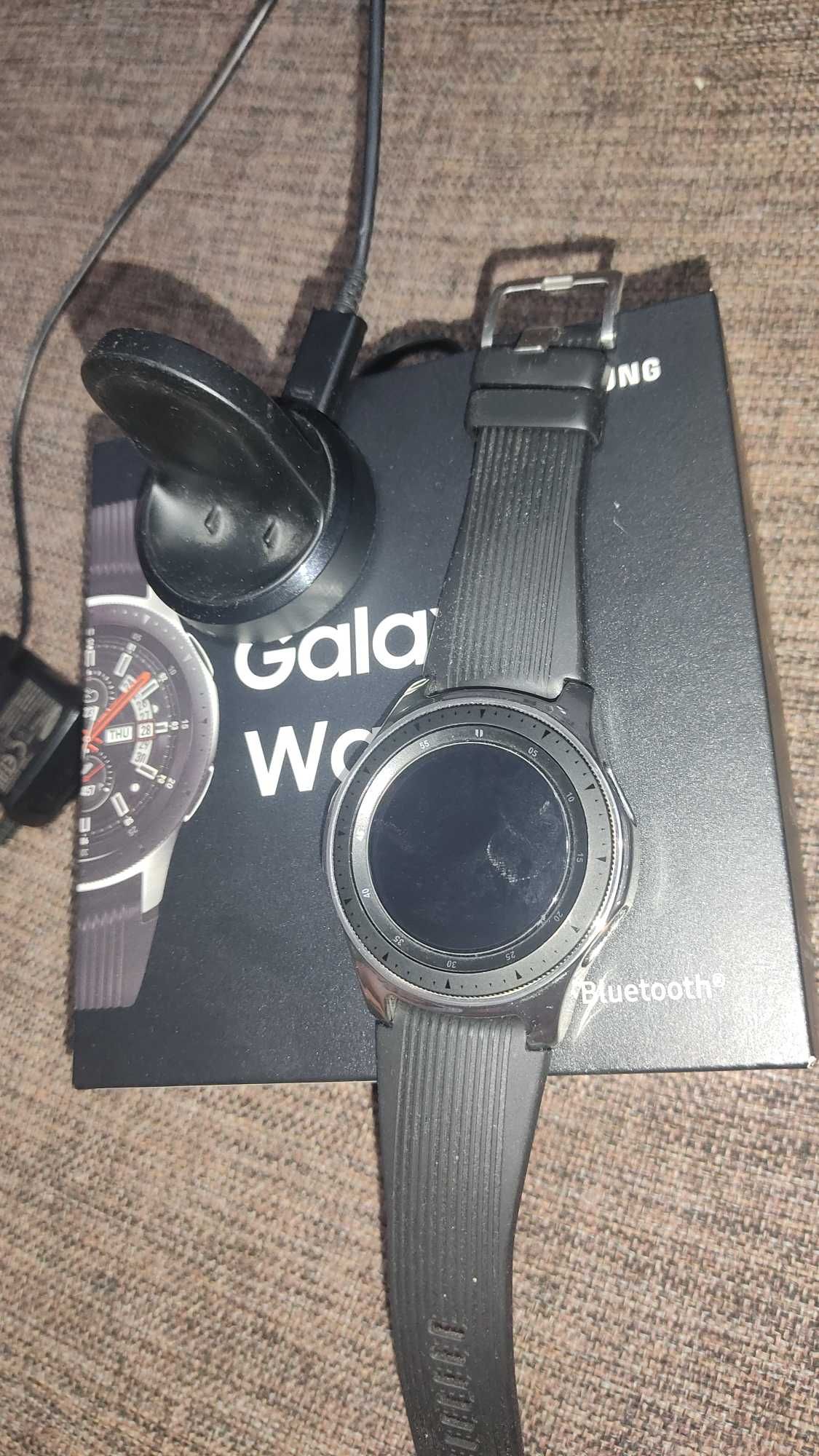 Смарт часы Samsung 46 мм. Ремешки родные комплект!