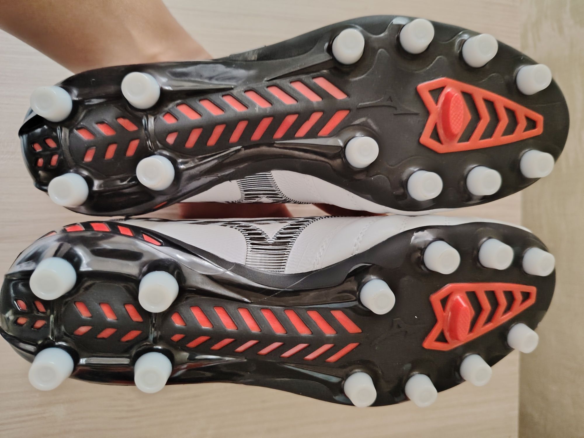 Буцы Mizuno в идеальном состоянии
