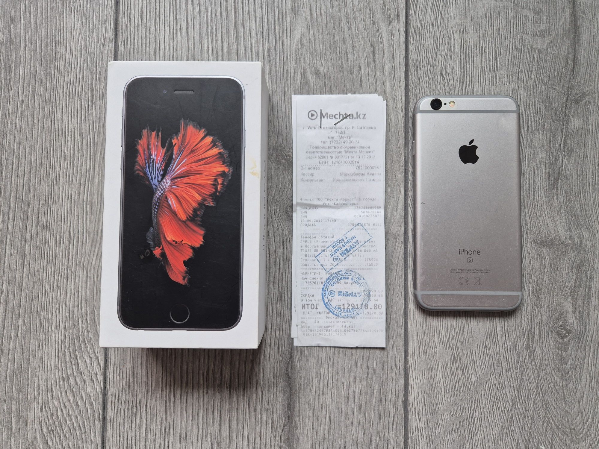 Айфон 6s     32гб