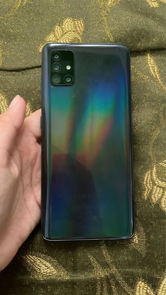 Samsung A51 сатылады
