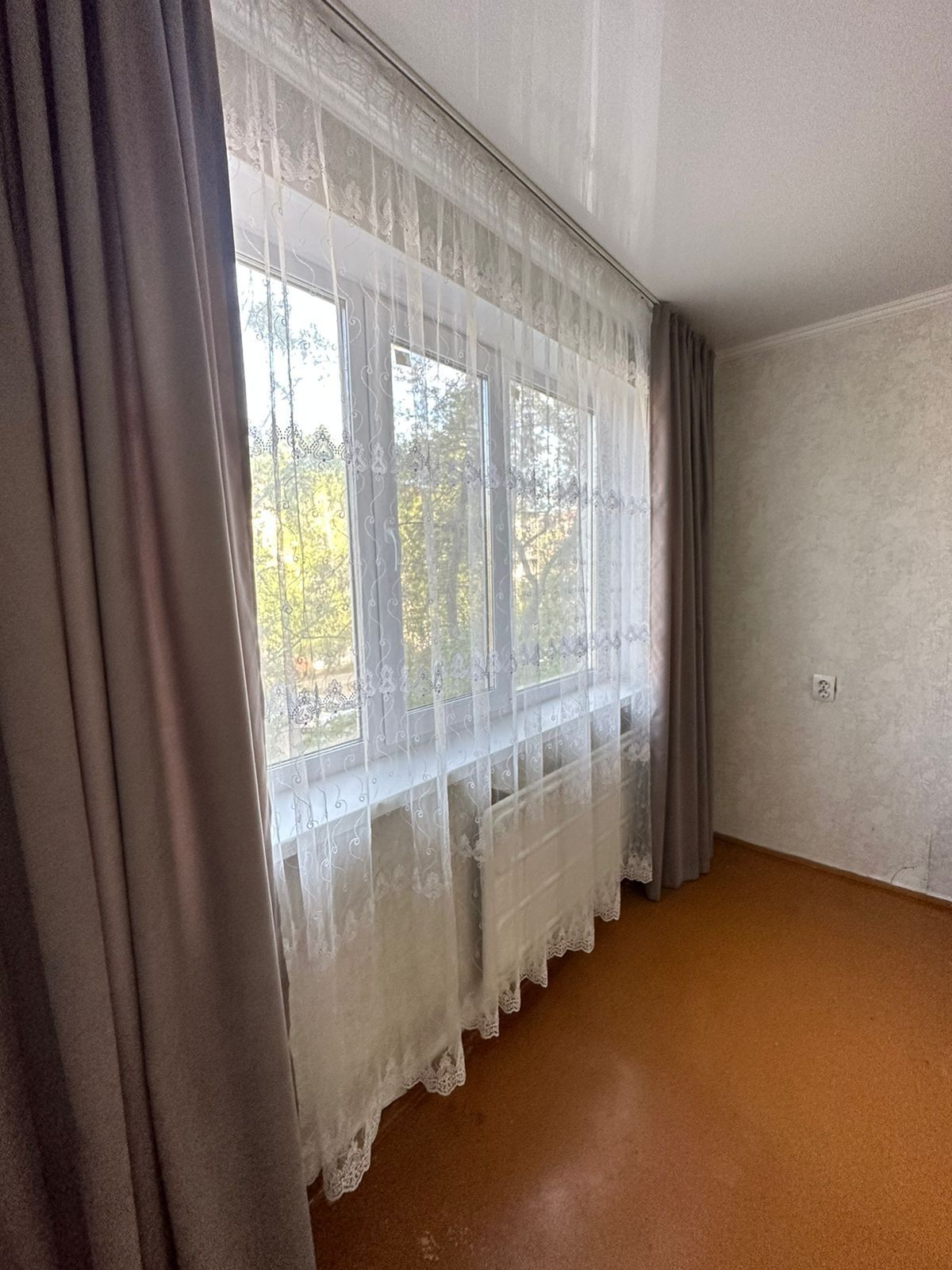 Продам 2х ком улучшенка центр