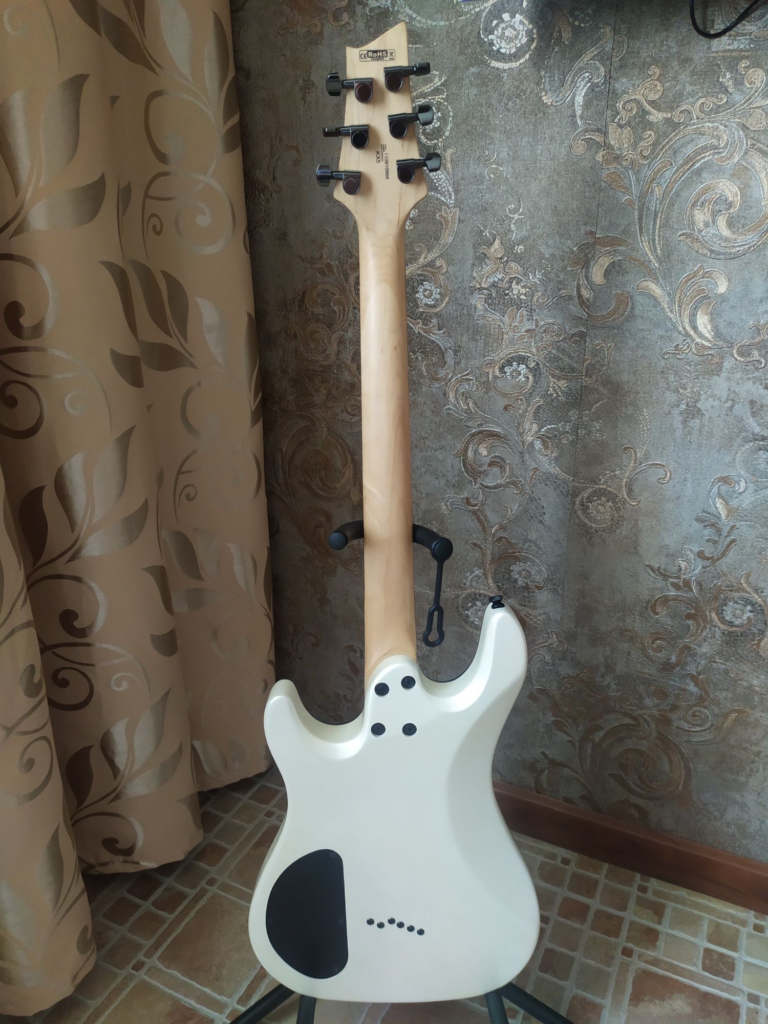 ...Cort KX 5 ...