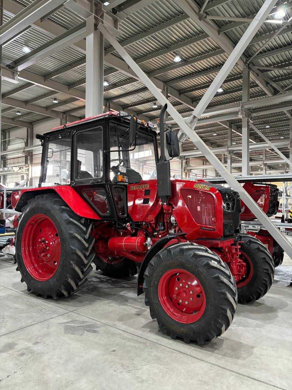 Новый трактор Беларус-920 (с кондиционером) TERRA TPAK
