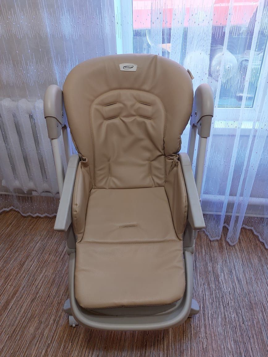 Продам стульчик для кормления