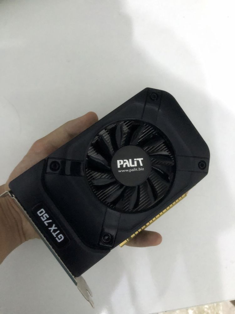 Видеокарта GTX 750