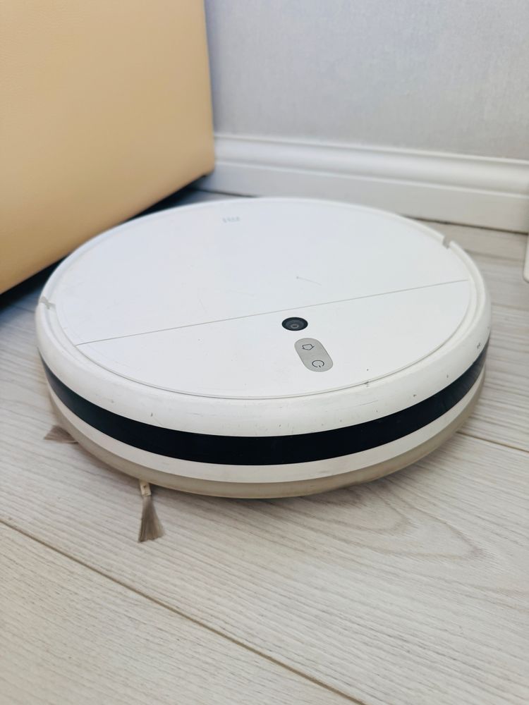 робот-пылесос Xiaomi Mi Robot