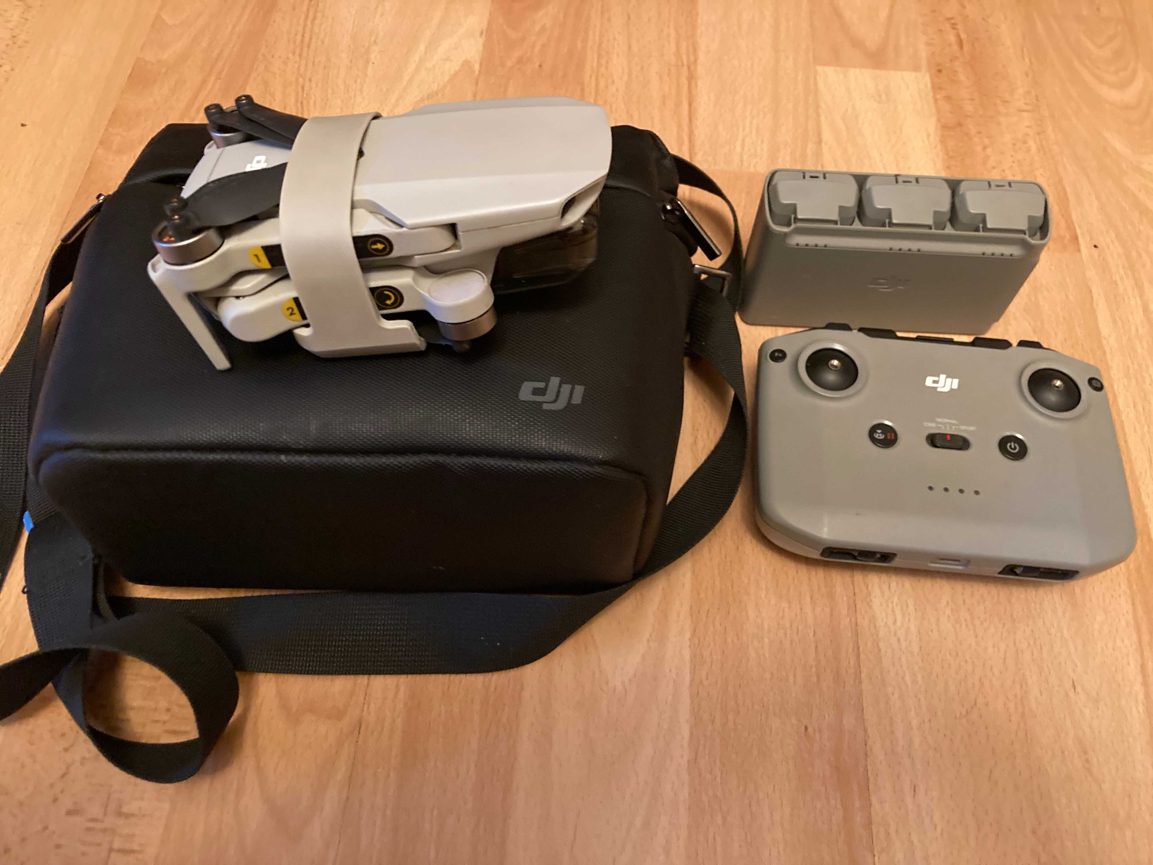 Дрон, квадрокоптер dji mini 2 fly more combo
