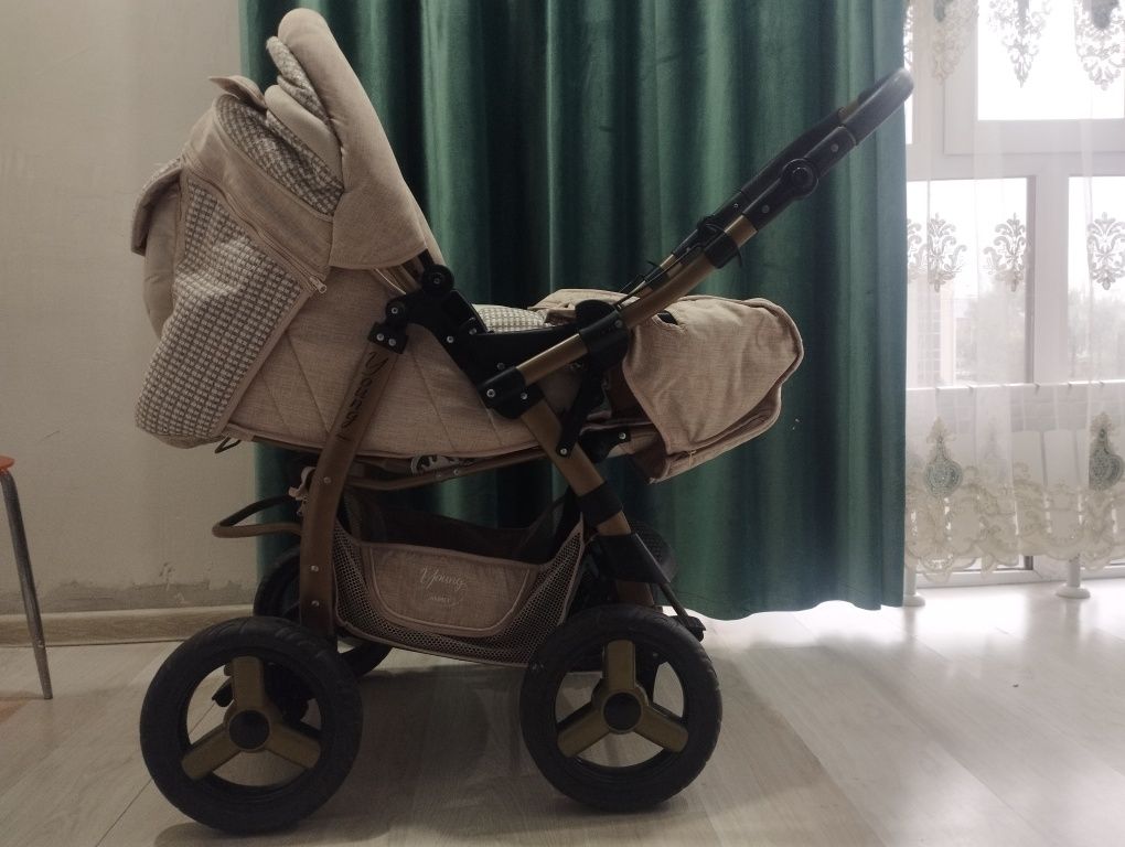 Продам детскую коляску