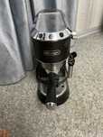 Продам кофемашину Delonghi