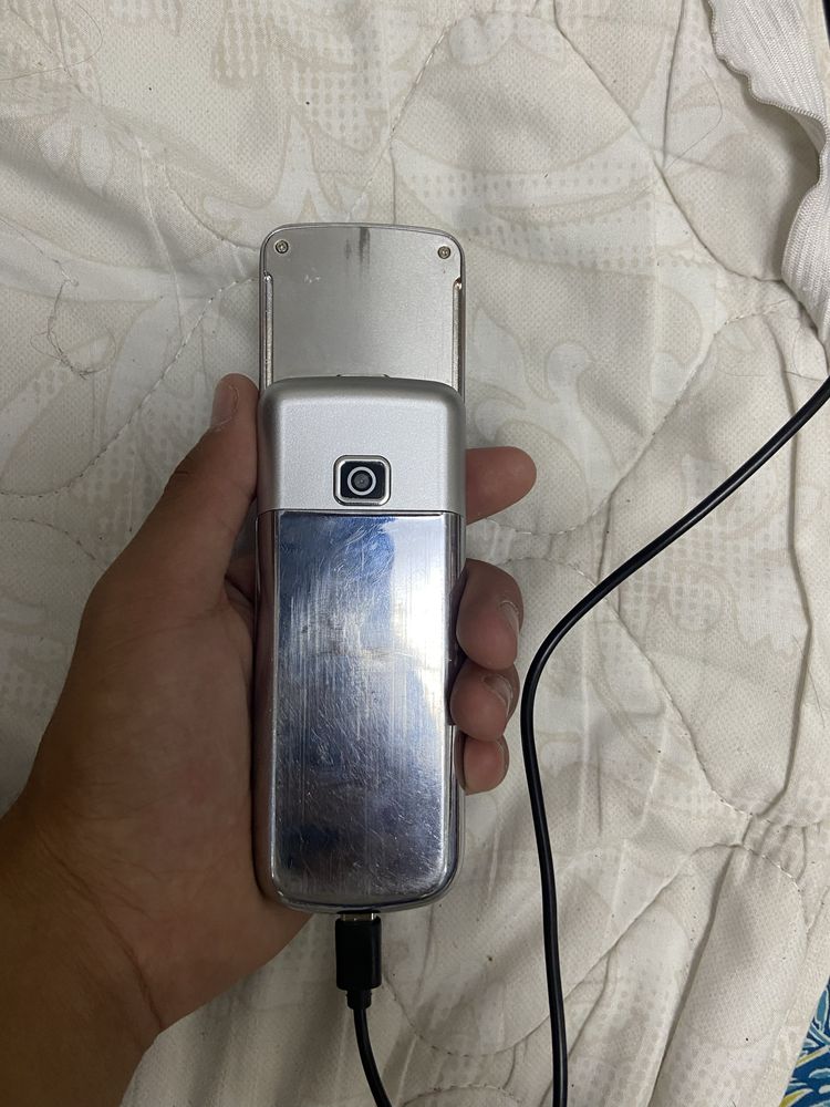 Nokia 8800 с коробкой с зарядкой