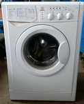 Продаю стиральную машинку indesit