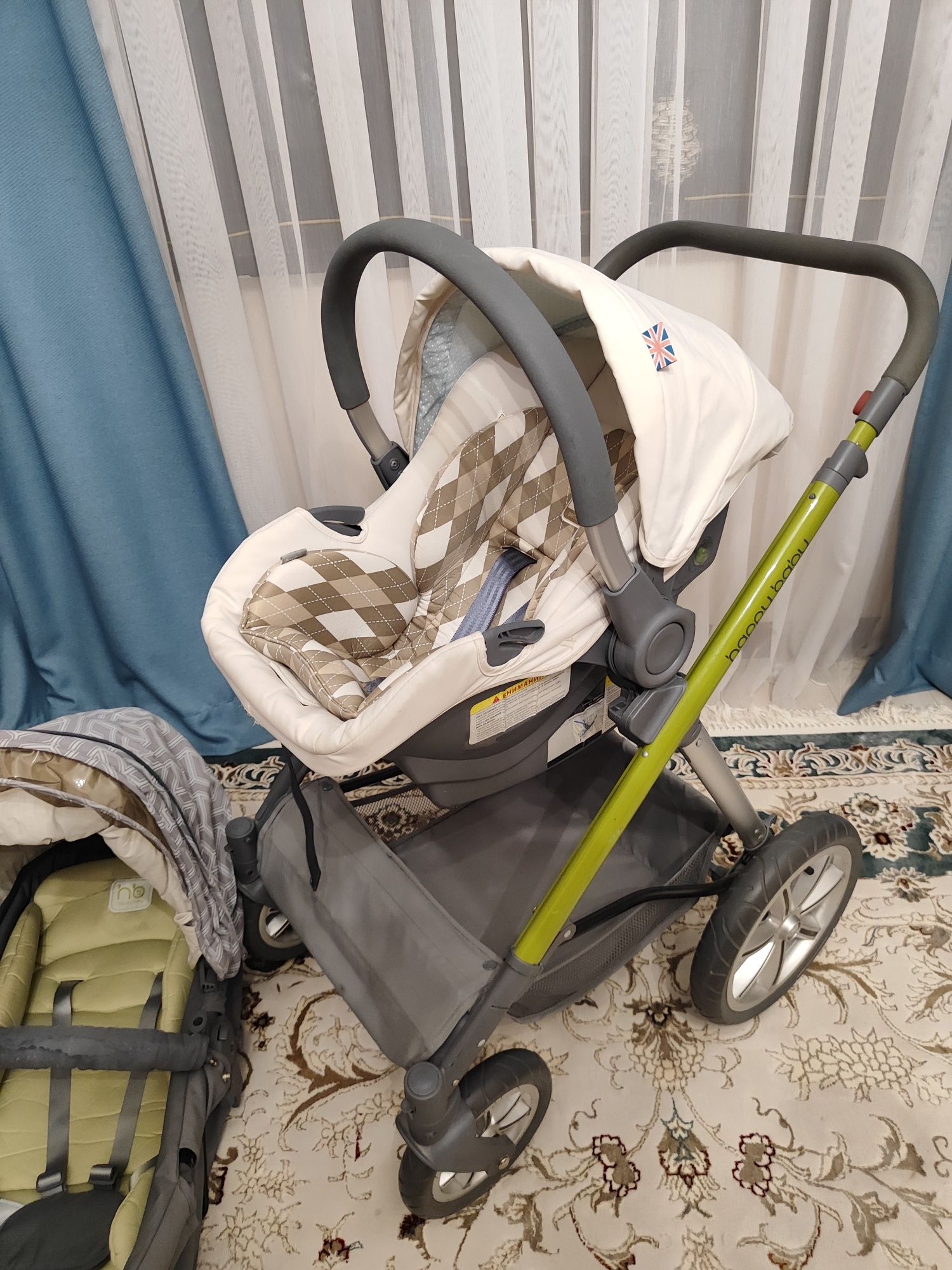 Коляска детская Happy Baby Ultra Lime (2 в 1)+ автокресло