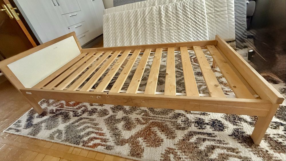 IKEA подростковая кровать модель SNIGLAR