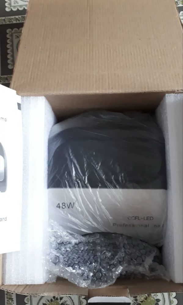 Продам LED лампу