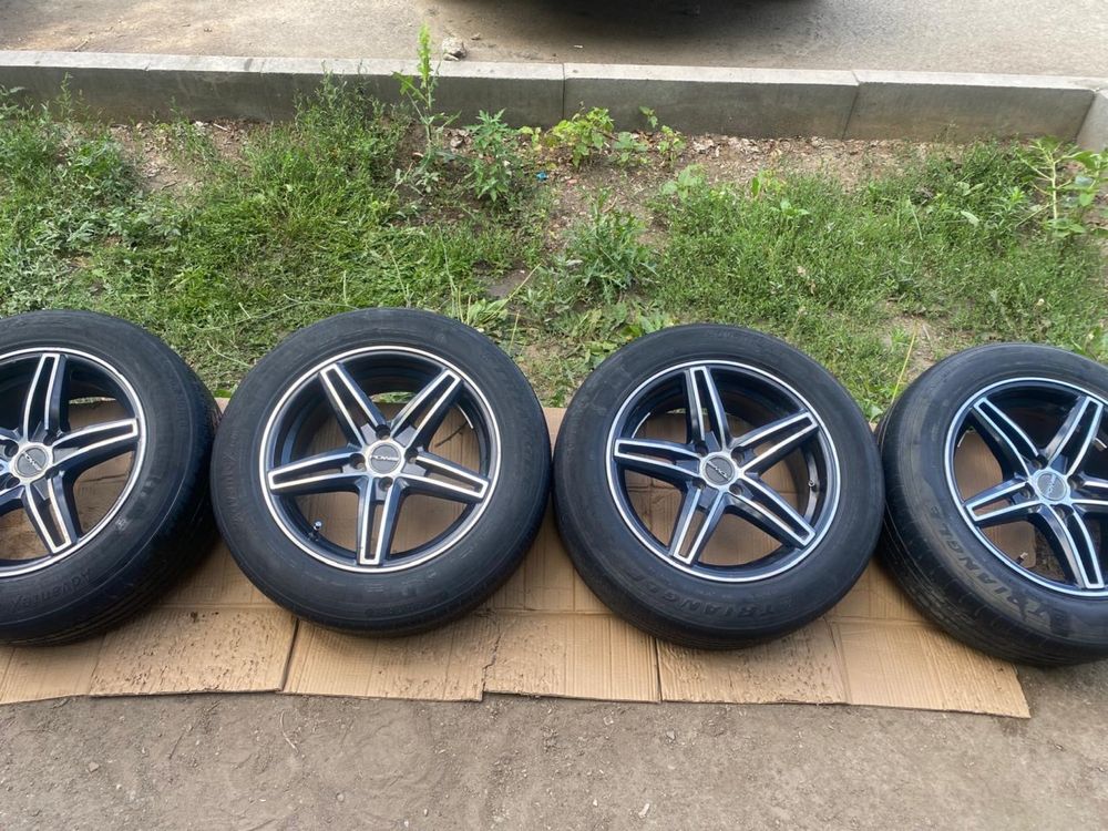 Титанка 4 комплект сатылады 205/60/16 жағдайы жақсы саудасы бар