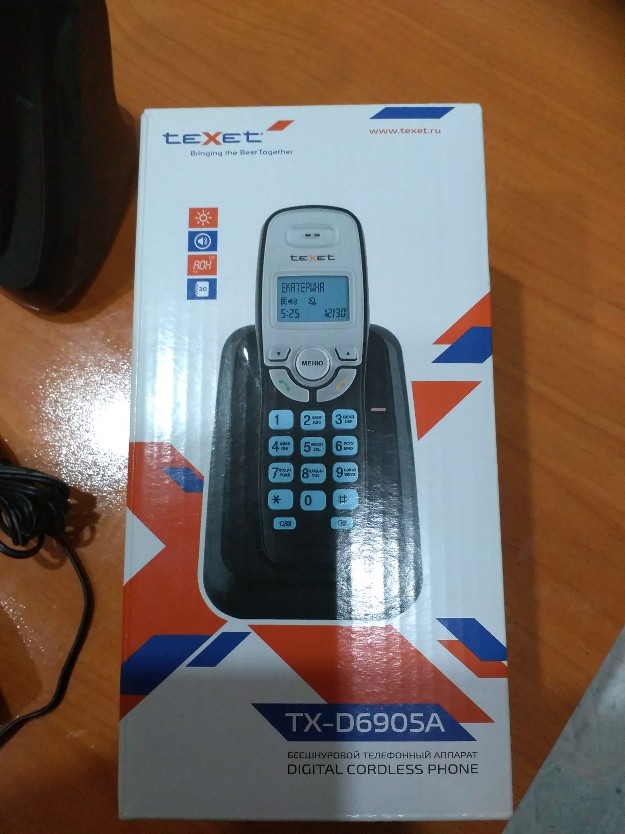 Продам телефон texet