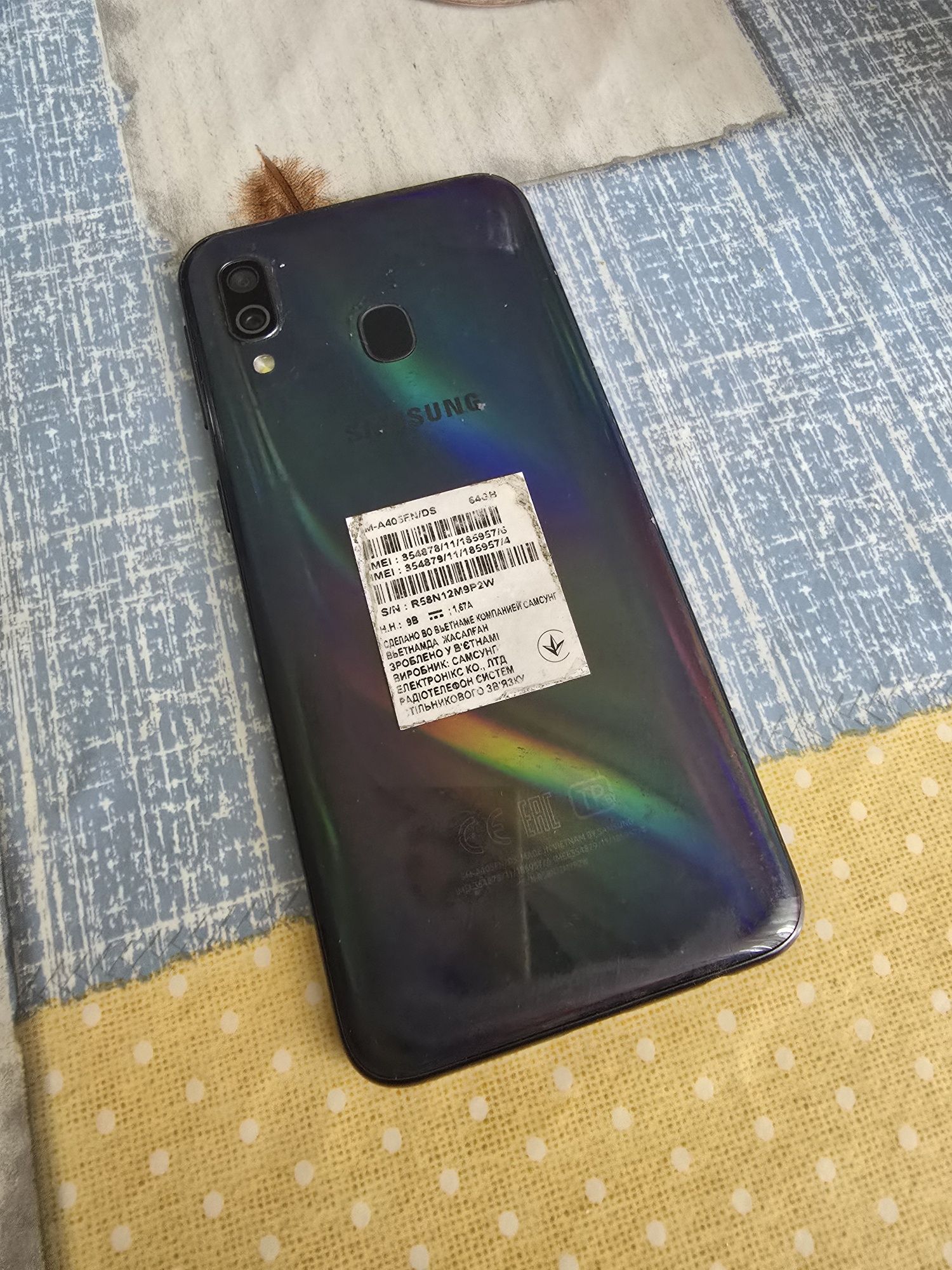 Samsung Galaxy A40, 64Gb, 4G