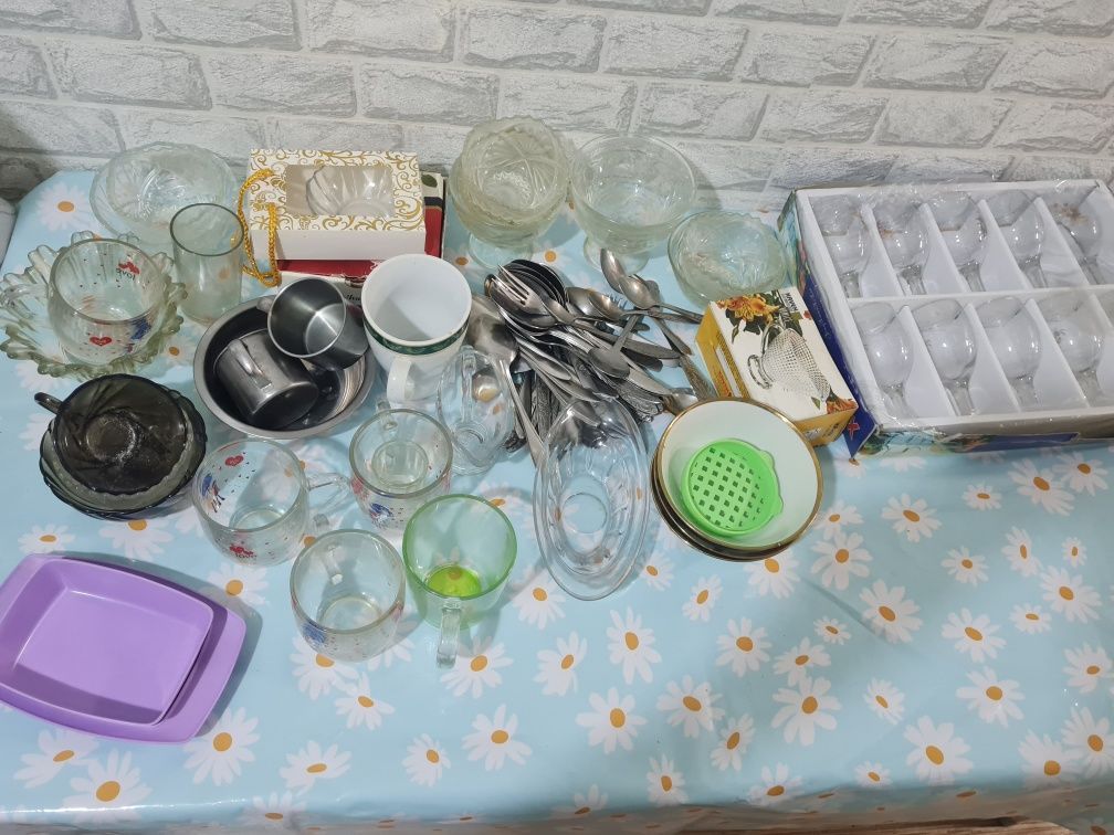 Отдам даром посуду