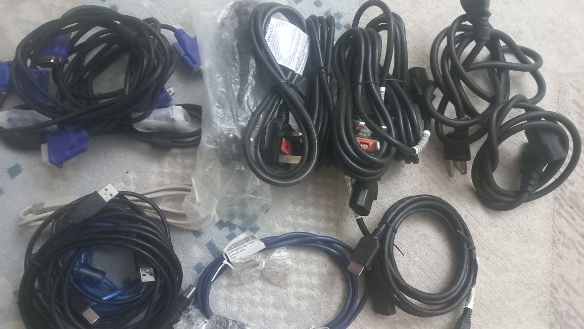 кабели sata,  vga, для питании , переходник