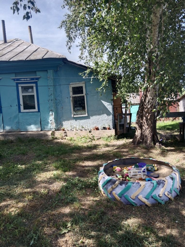 Продам дом. Село Бобровка. Ул. Пионерская 4.