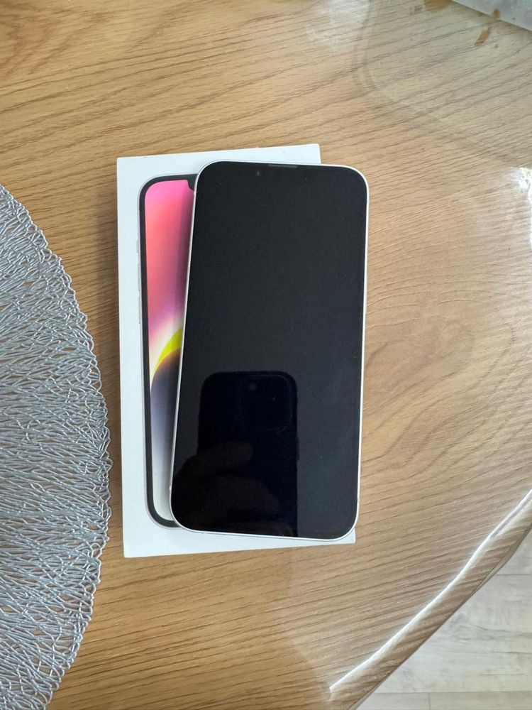 Iphone 14  128 гб емкость 85%