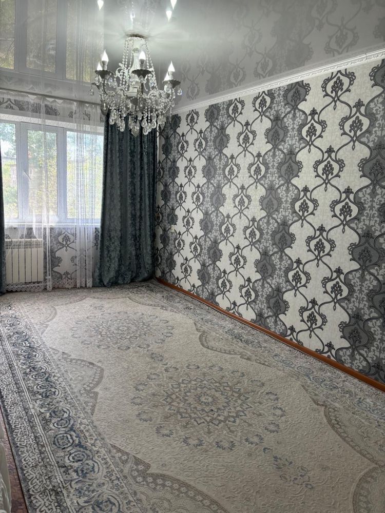 3-комнатная квартира в 7-м микро