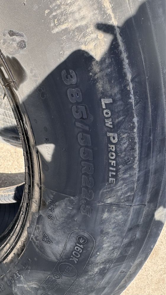 Продам две резины бу 385/55/22.5