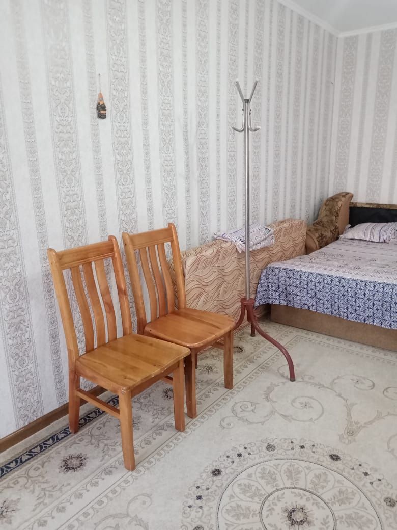 1 комнатную в центре с интернетом, посуточно , по часам