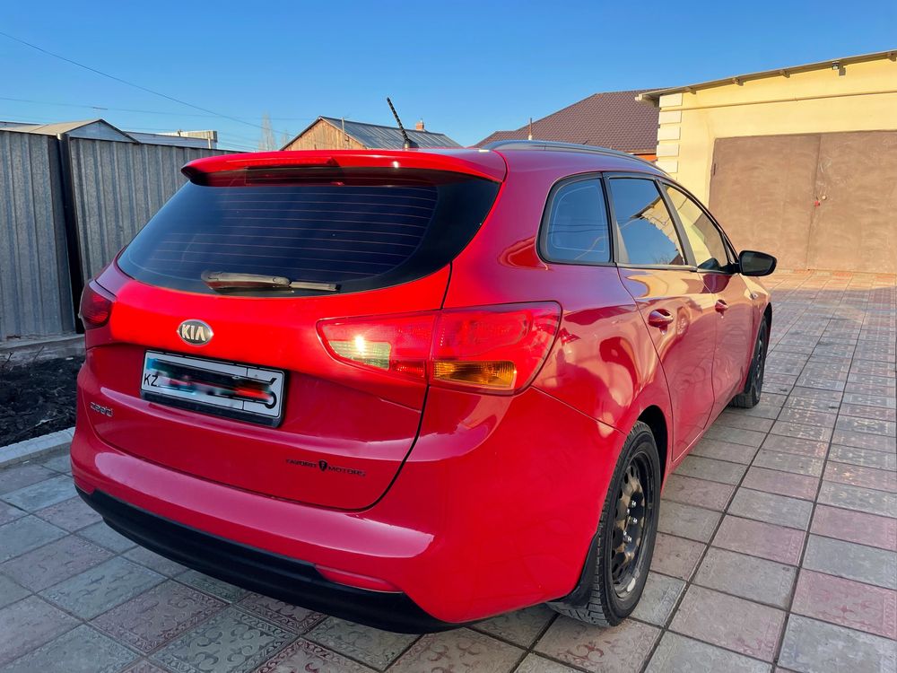 Продам kia ceed 2014