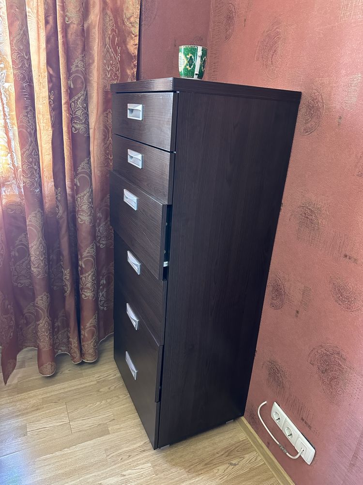 Продаем кровать и шкаф