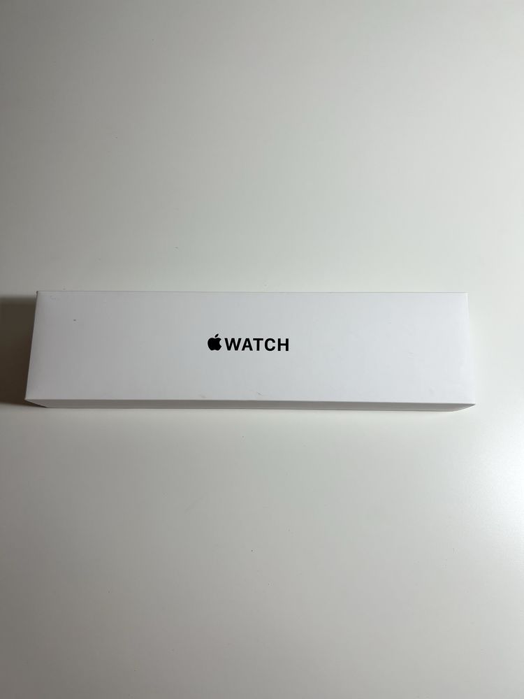 Apple watch SE 44mm, Space Gray Aluminium Case with Black Sport Brand.
