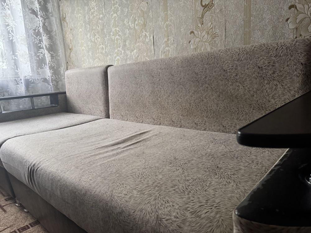 Продам диван б/у