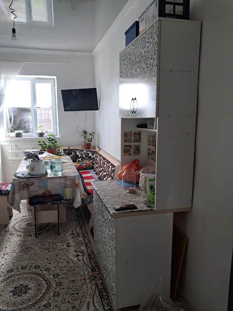 Үй сатылады 4 бөлмелі 2-3 бөлмелі квартираға ауыстырамын