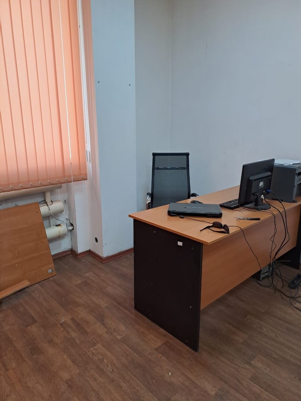 Продам стол для офиса
