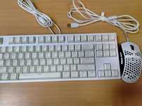 Продам игровую клавиатуру и мышку в отличном состоянии.