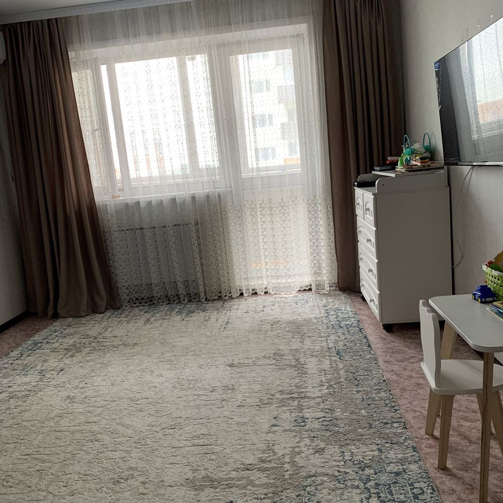 Продам 1 комнатную квартиру (р-он Аэропорт)