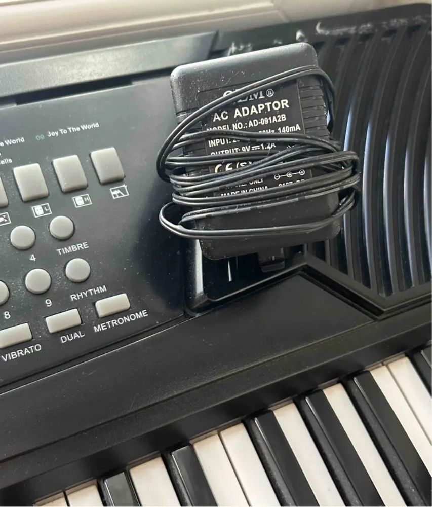 Синтезатор Ava-5489