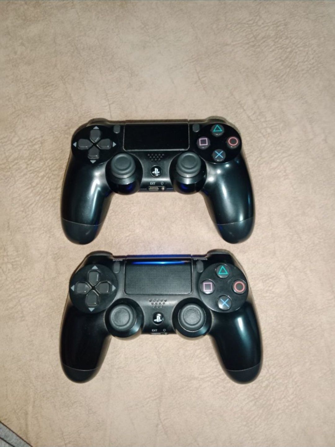 Продам playstation 4 slim