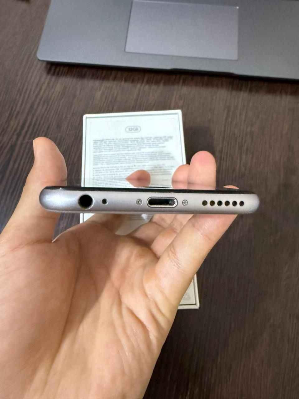 Продам Iphone 6s