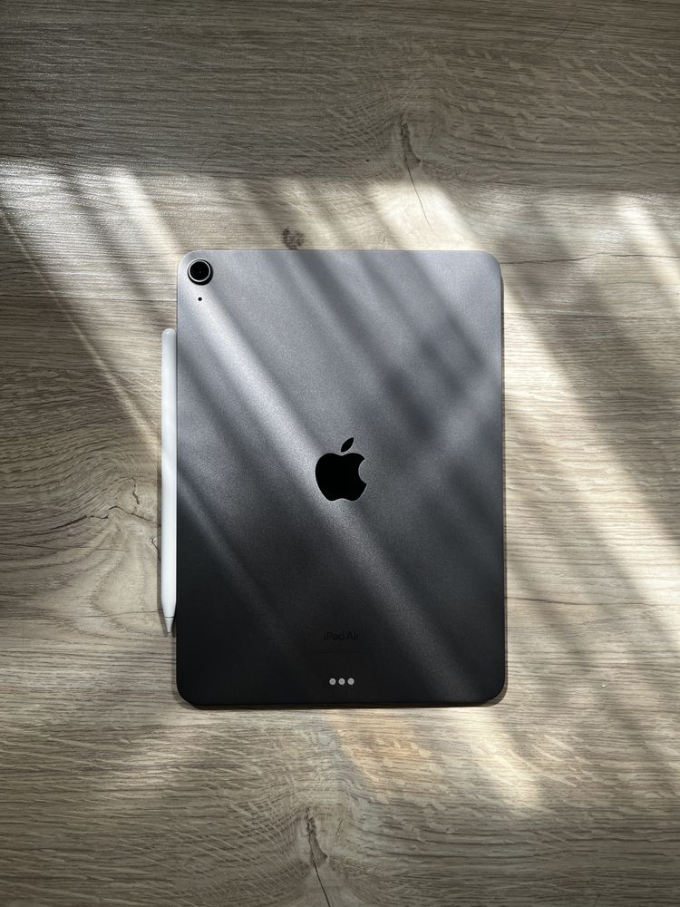 Ipad air 5 , m1+ apple pencil 2nd + клавиатура