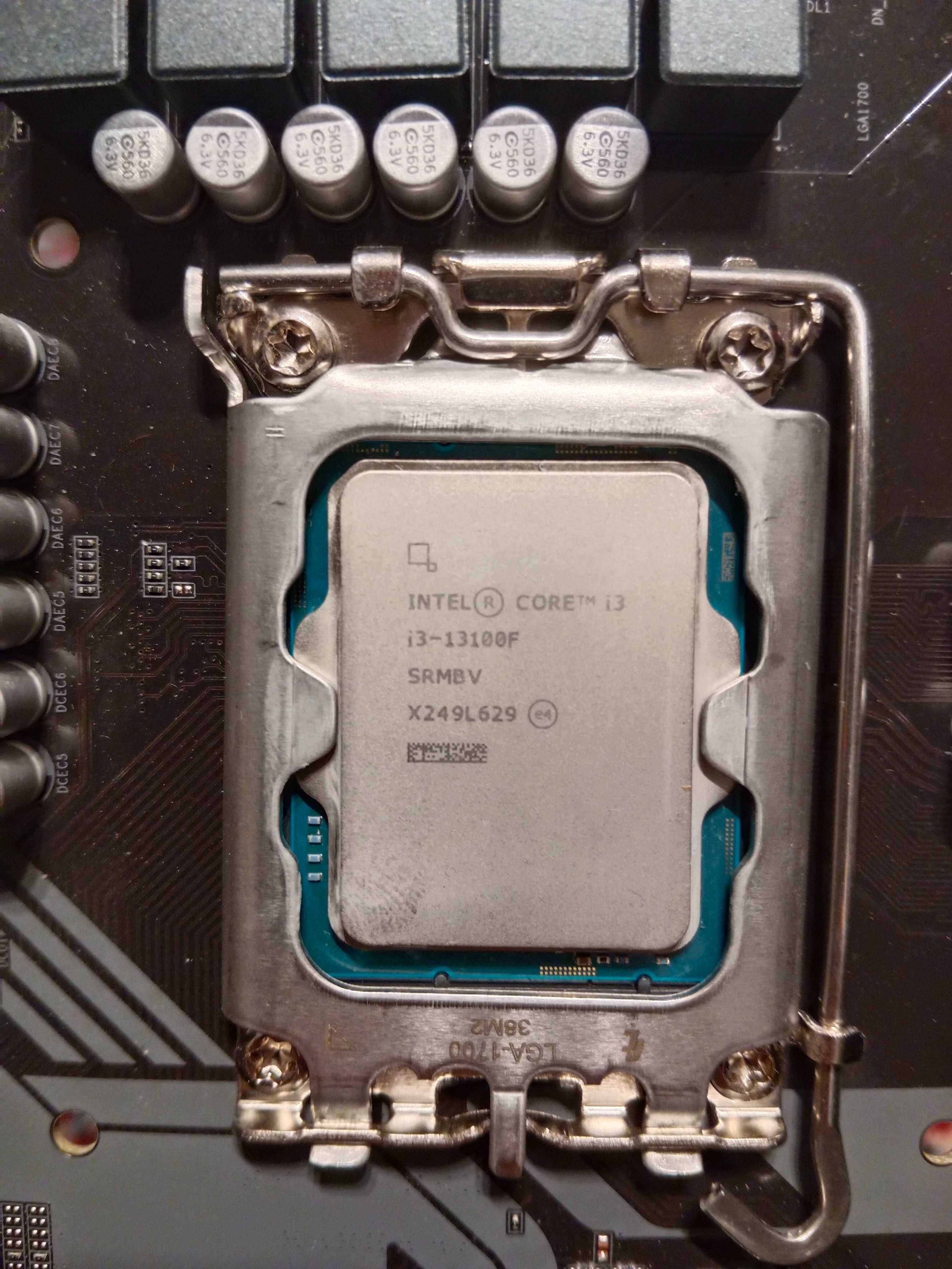 Процессор Core i5-10400 сокет 1200