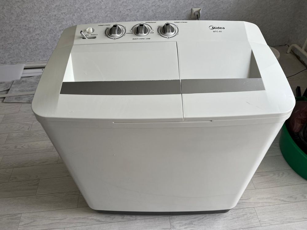 Продам б/у полу автомат машину