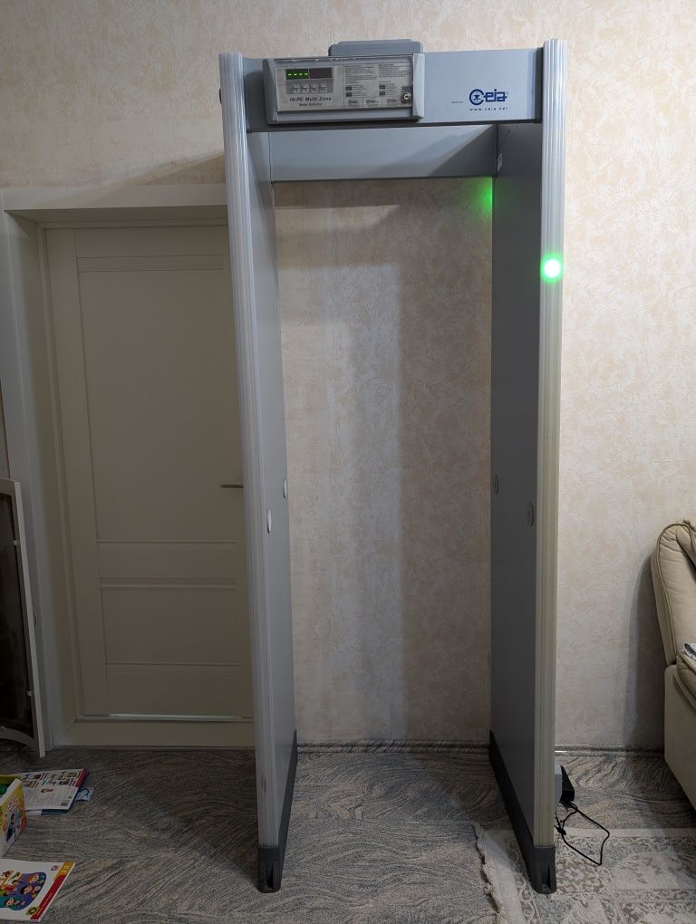 Арочный металлодетектор 60 зон