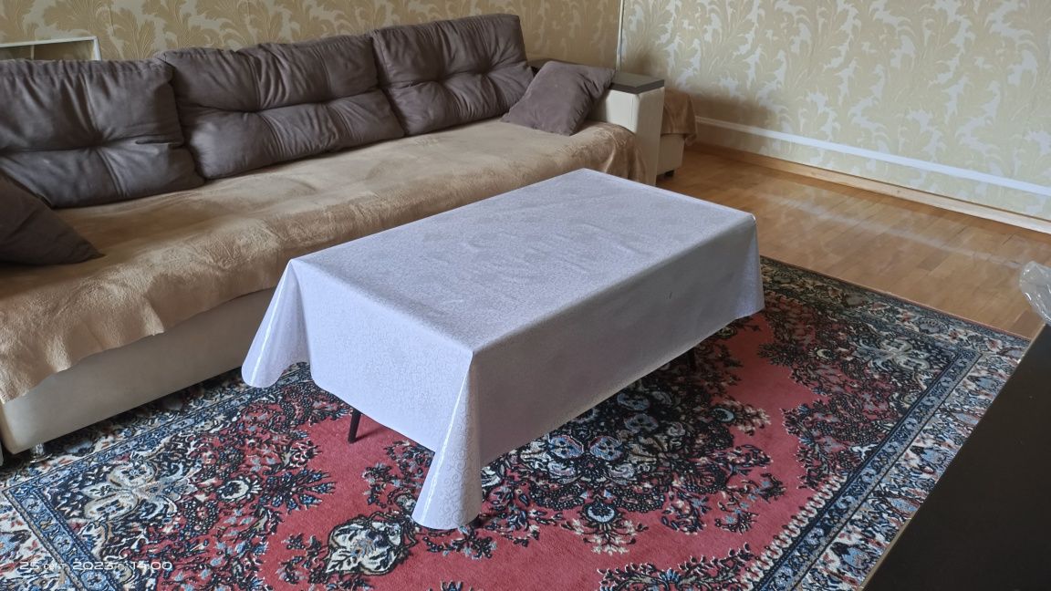 Журнальный столик