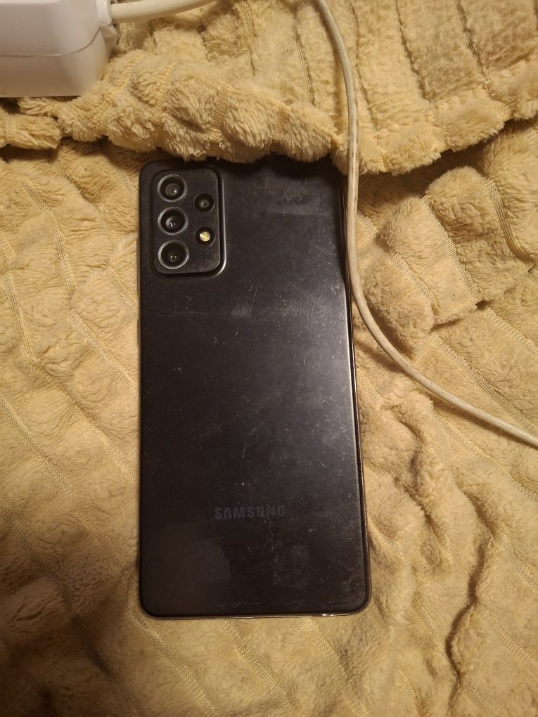 Samsung A72 продам