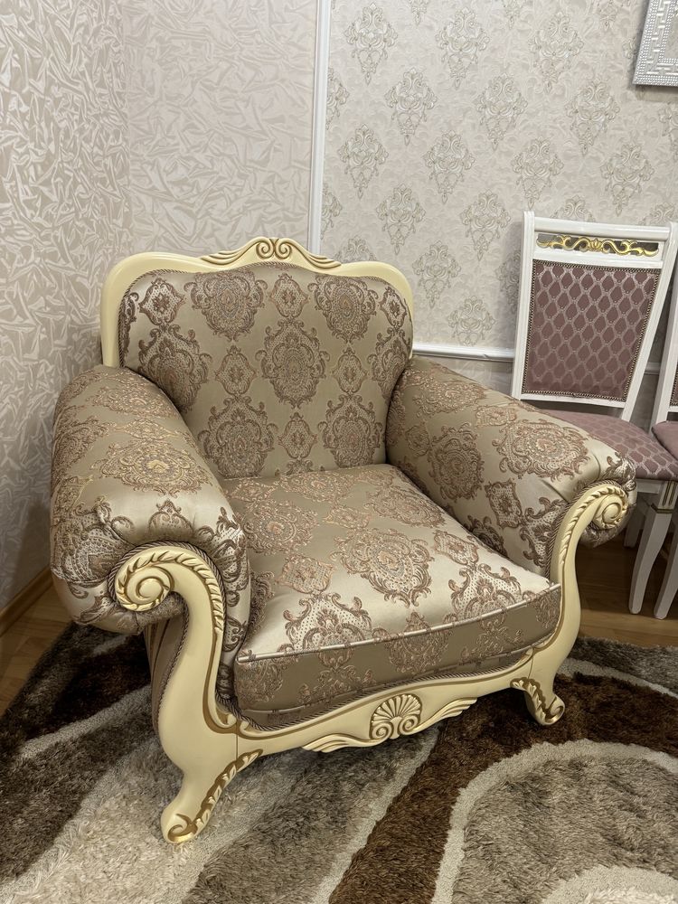 Продам уголок 321