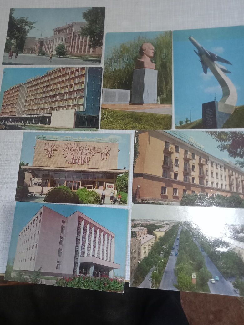 Продам открытки чистые.