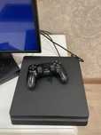 Playstation 4 slim 1TB