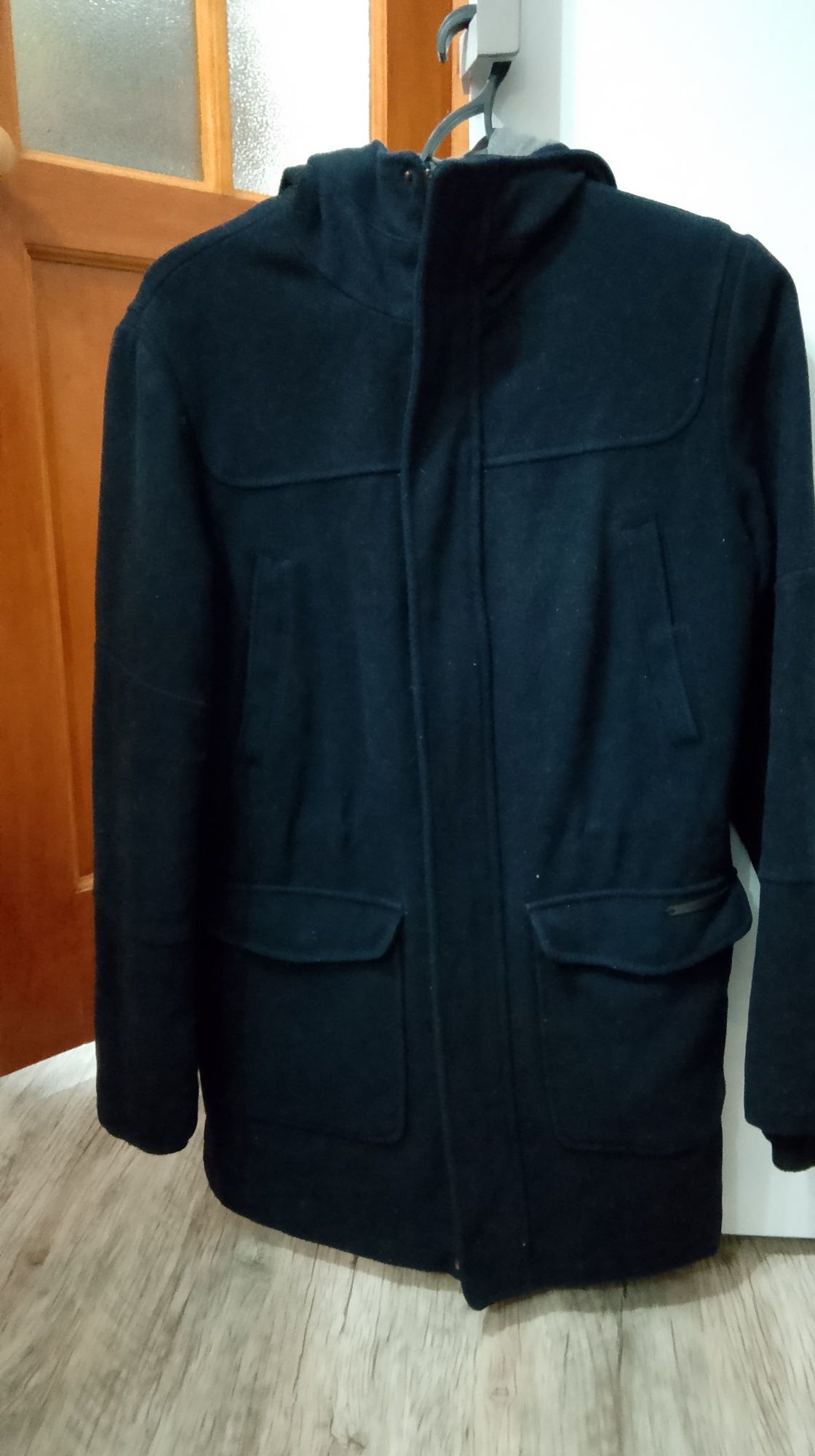 Продам мужские пальто д/сезонные размер 48-50